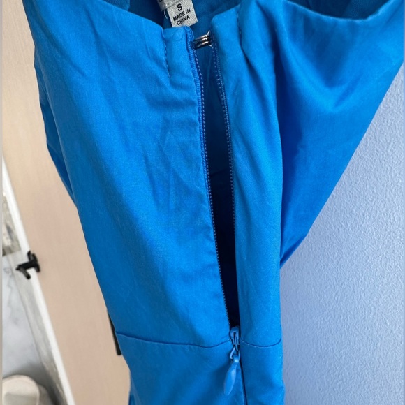 Lena One-Shoulder Poplin Maxi Dress - Picture 8 of 8